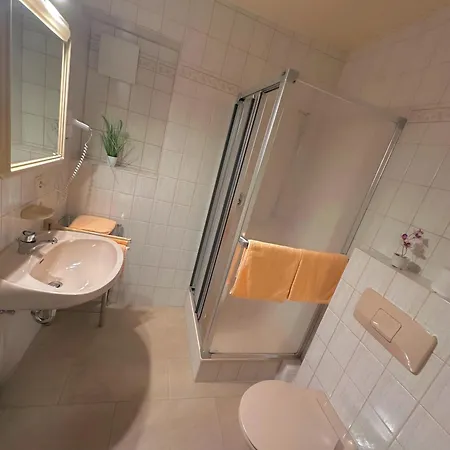 Haus Berghof Moselpanorama * Neumagen-Dhron