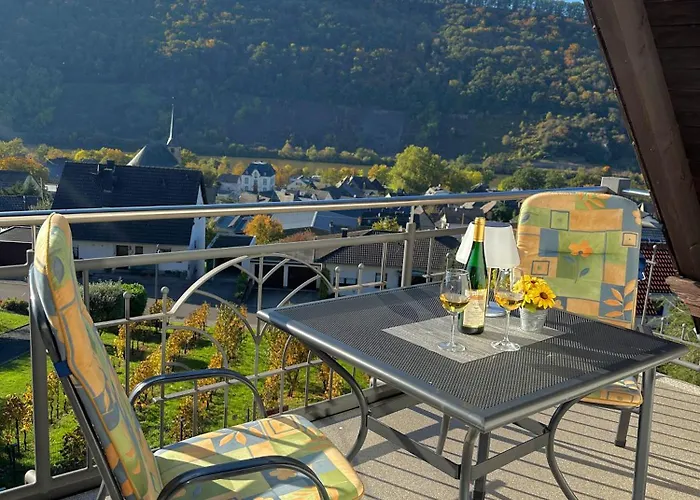 Haus Berghof Moselpanorama Apartament *